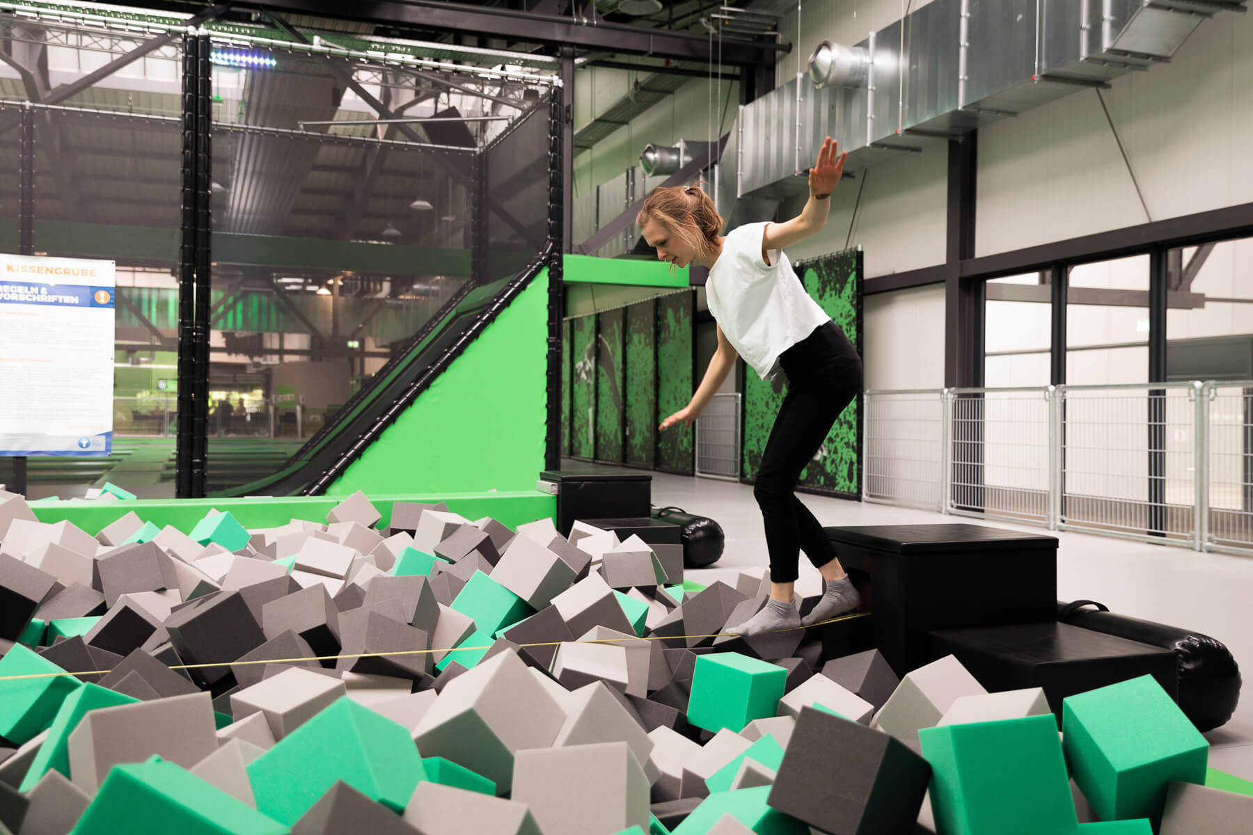 JUMP/ONE - Hannover | Playlife-System